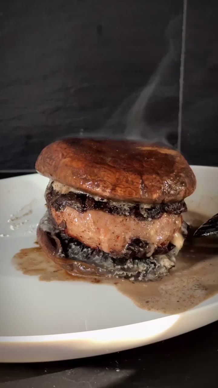 KETO PORTOBELLO BURGER